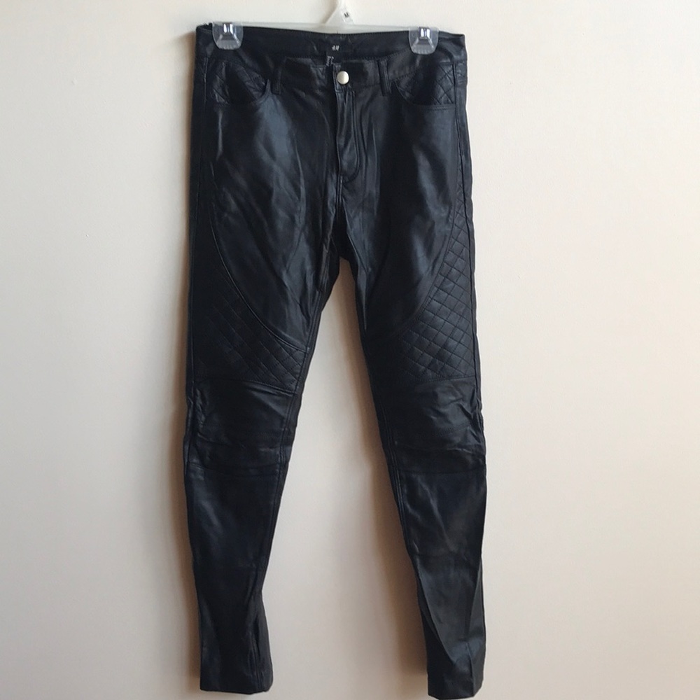 H&M black faux leather pants Size 6